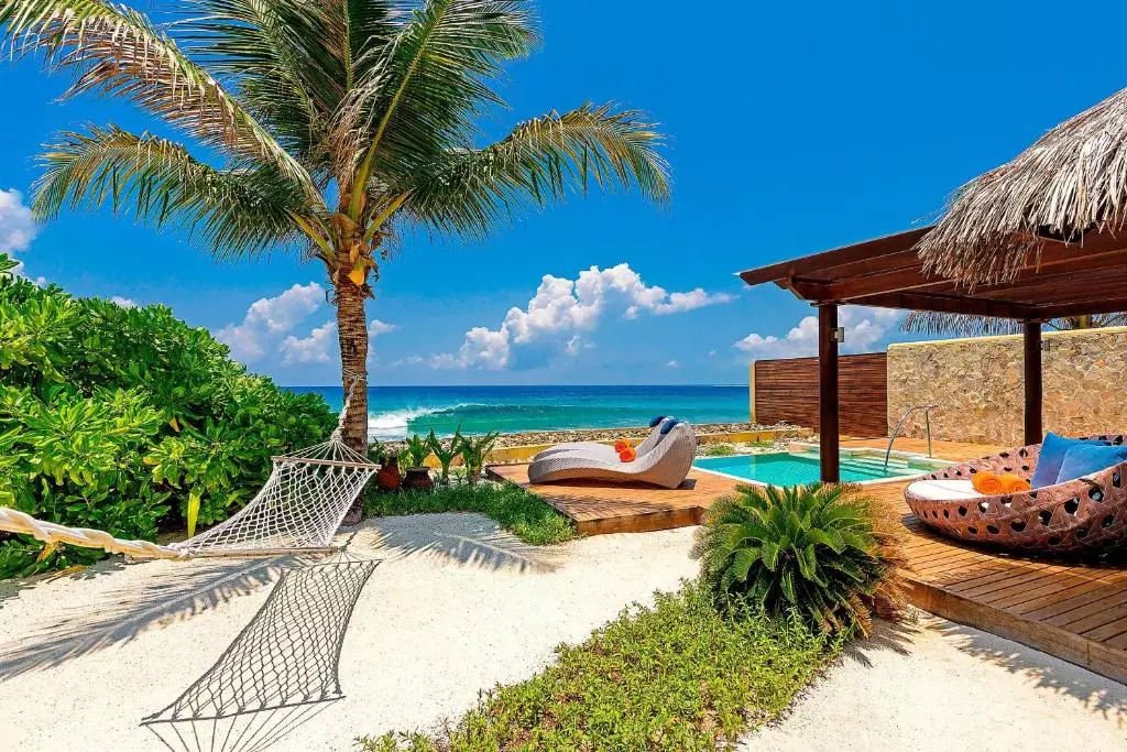 Sheraton Maldives Full Moon Resort and Spa